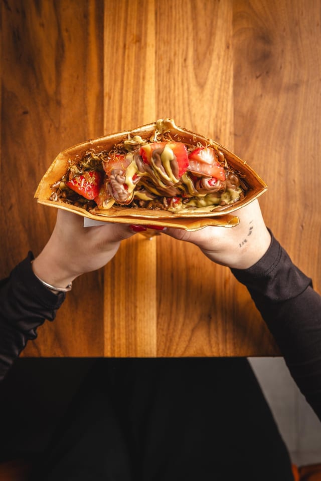 Dubai Crepe.